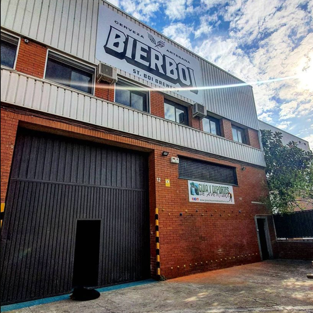 25HL 2 vessel brewery equipment in Spain--STBOI BREWERY SLU